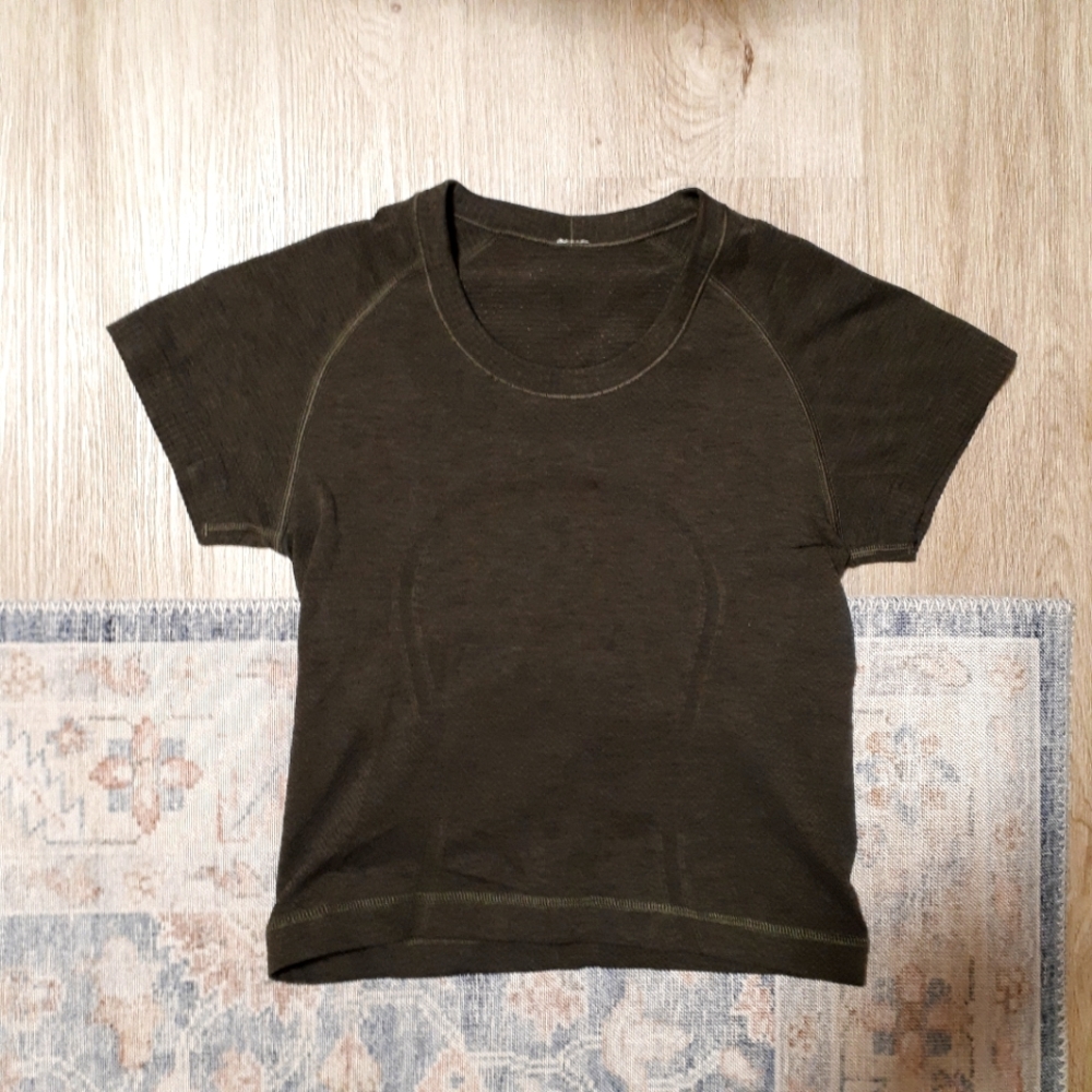 Lululemon cropprd swiftly tech